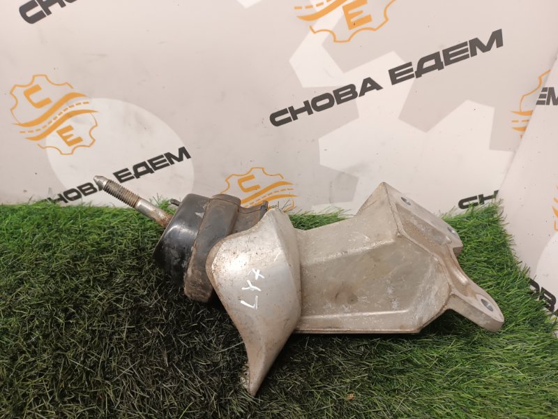 Подушка двигателя