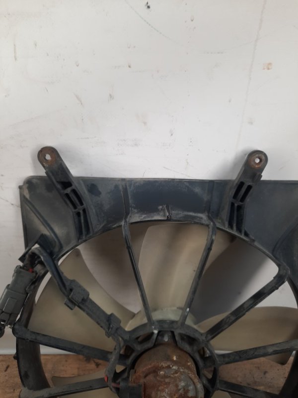 Вентилятор радиатора основного Honda Stream купить в России