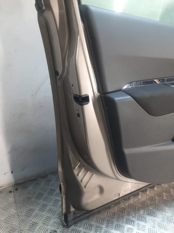 Дверь передняя левая Peugeot 3008 купить в России