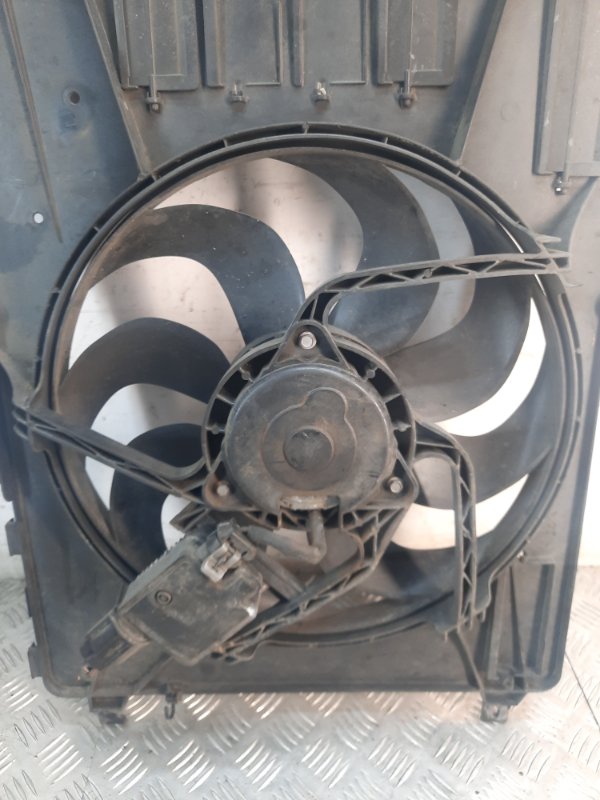 Вентилятор радиатора основного Ford Mondeo 3 купить в России