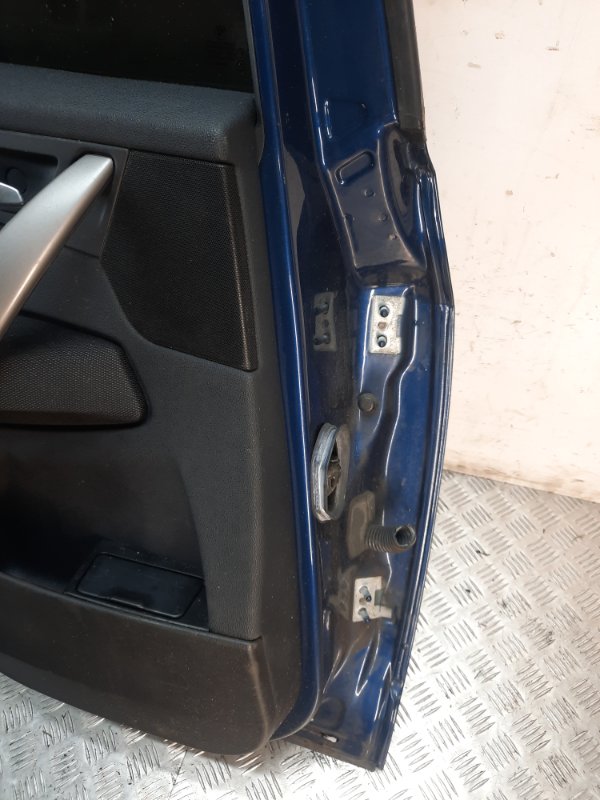 Дверь задняя левая BMW X3 (E83) купить в России