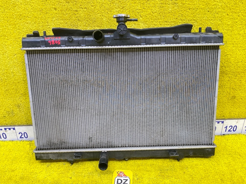 Радиатор основной передний Nissan Serena GFC27 MR20DD 5086 21410