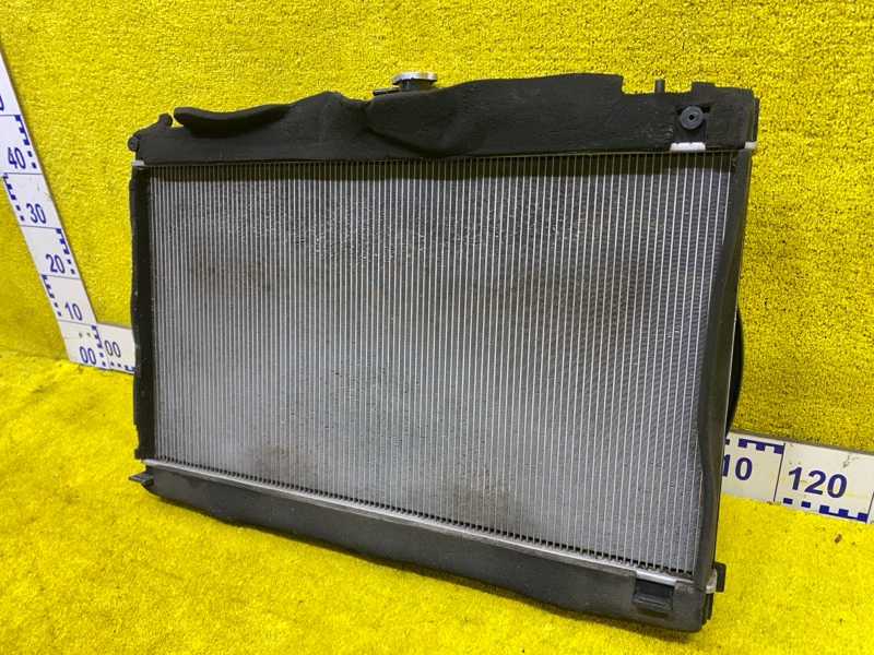 Радиатор основной передний Nissan Serena GFC27 MR20DD 5086 21410