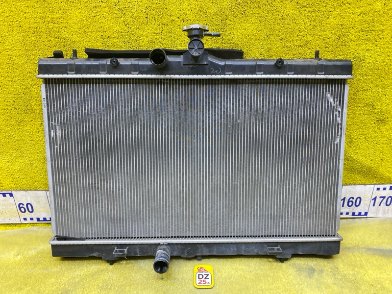 Радиатор основной передний Nissan Serena GFC27 MR20DD 5129 21410