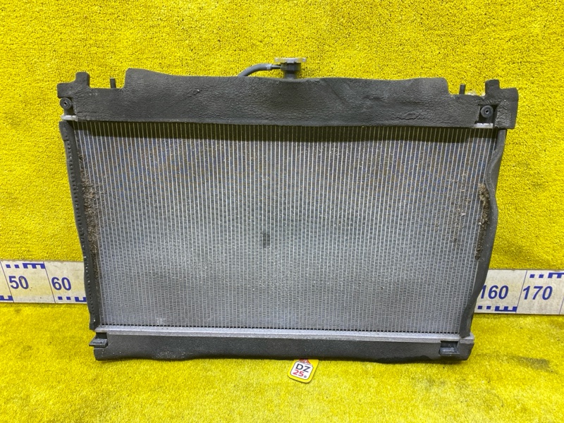 Радиатор основной передний Nissan Serena GC27 MR20DD 5119 214105