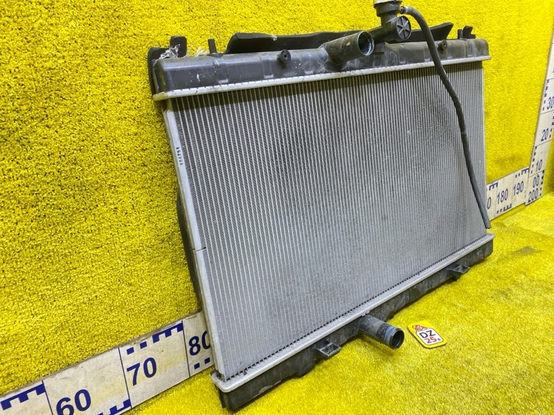 Радиатор основной передний Nissan Serena GC27 MR20DD 5119 214105