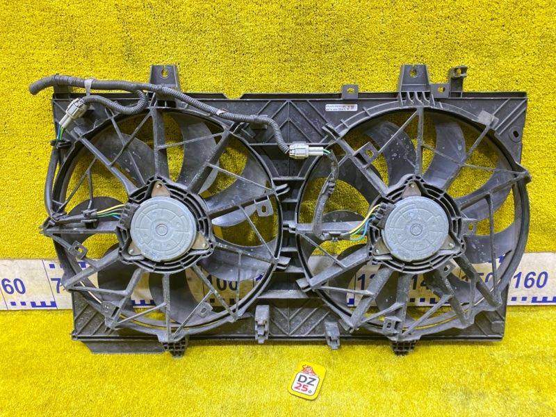 Диффузор радиатора передний Nissan Serena GFC27/GC27/C27/GFNC27/