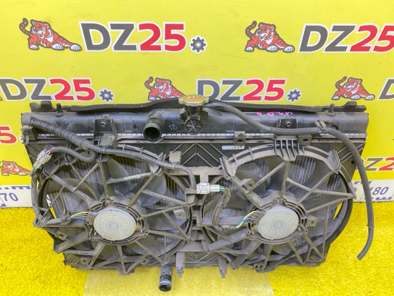Радиатор основной передний Nissan Serena CFC27 MR20DD 5210 21410