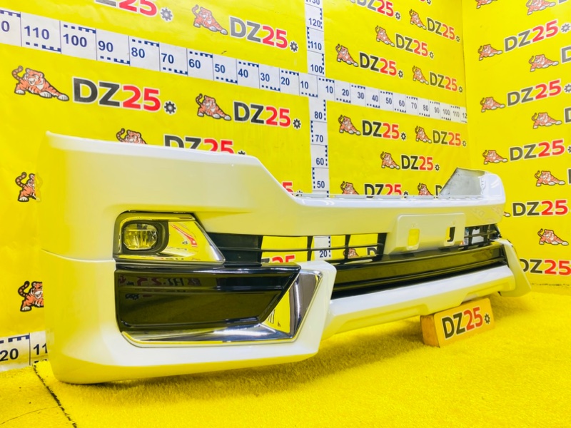 Бампер передний Toyota Land Cruiser URJ202W 1URFE 5391 5211960M5