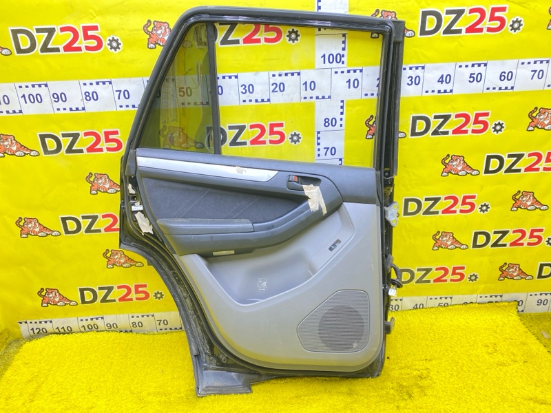 Дверь боковая задняя левая Toyota Hilux Surf VZN215W 5VZFE 5409 