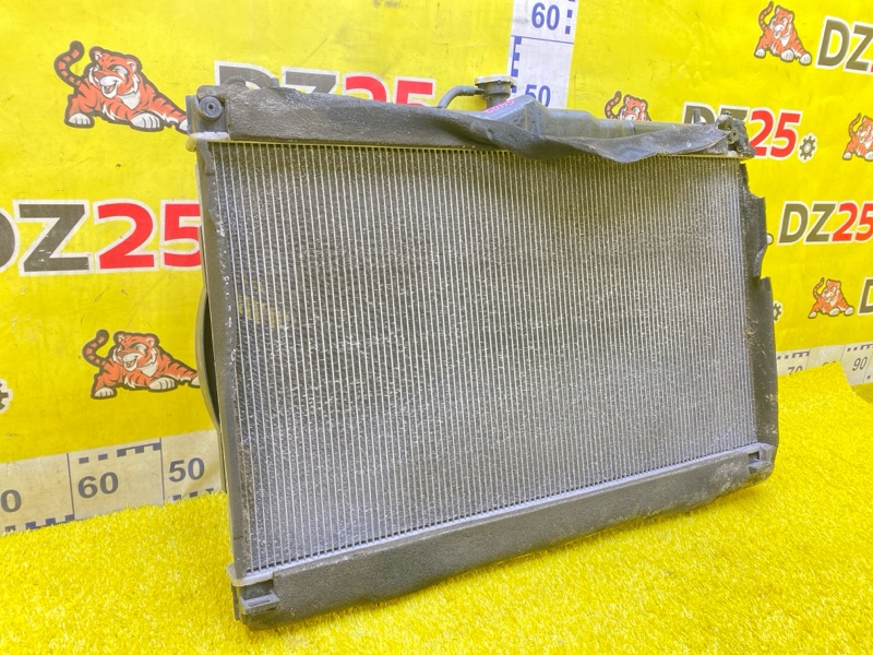 Радиатор основной передний Nissan Serena GFNC27 MR20DD 5402 2141