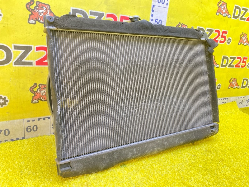 Радиатор основной передний Nissan Serena GFC27 MR20DD 5427 21410