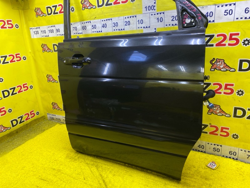 Дверь боковая передняя правая Toyota Town Ace Noah CR50G 3CT 555