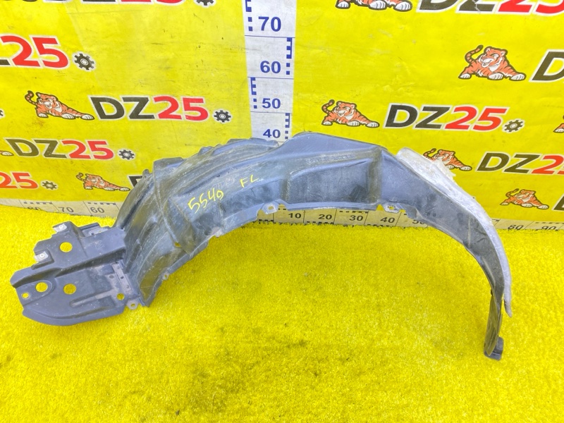 Подкрылок передний левый Toyota Esquire ZWR80G 2ZRFXE 5549 53806