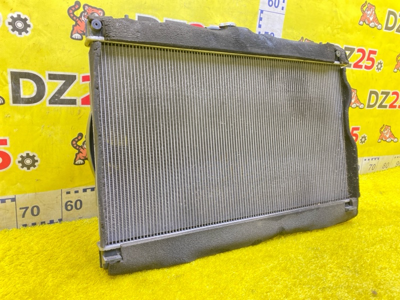 Радиатор основной передний Nissan Serena GFC27 MR20DD 5534 21410