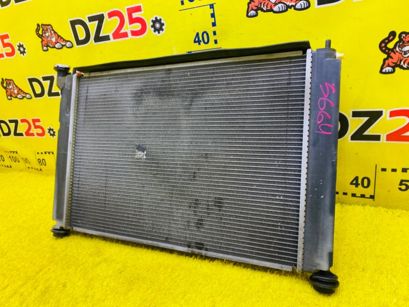 Радиатор основной передний Toyota Wish ZNE10 1ZZFE 5664 16400221