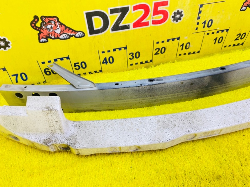 Жесткость бампера передняя Toyota Premio ZRT265 2ZRFE 5665 52021