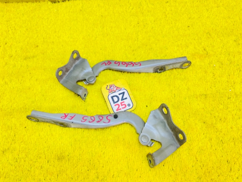 Петля капота передняя Toyota Premio ZRT265 2ZRFE 5665 5341020360