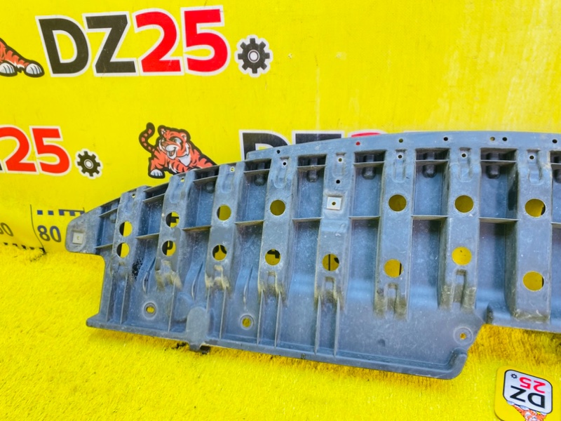 Защита бампера передняя Toyota Premio ZRT265 2ZRFE 5665 52618200