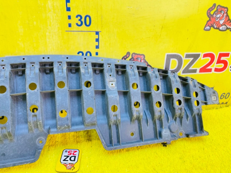 Защита бампера передняя Toyota Premio ZRT265 2ZRFE 5665 52618200
