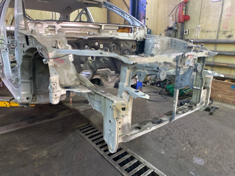 Телевизор передний Toyota Premio ZRT265 2ZRFE 5665 53201-20760