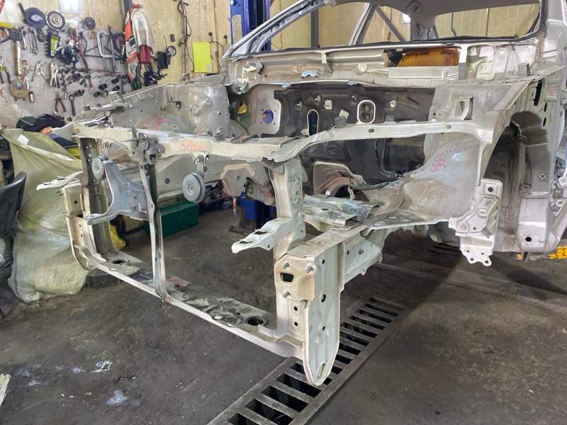 Телевизор передний Toyota Premio ZRT265 2ZRFE 5665 53201-20760