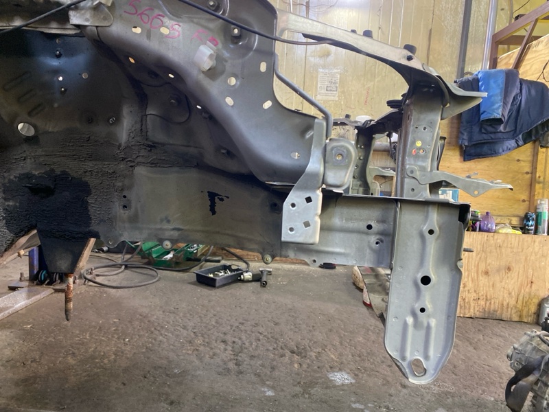 Лонжерон передний правый Toyota Premio ZRT265 2ZRFE 5665 53701-2