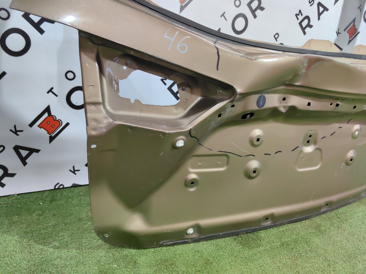 Крышка багажника