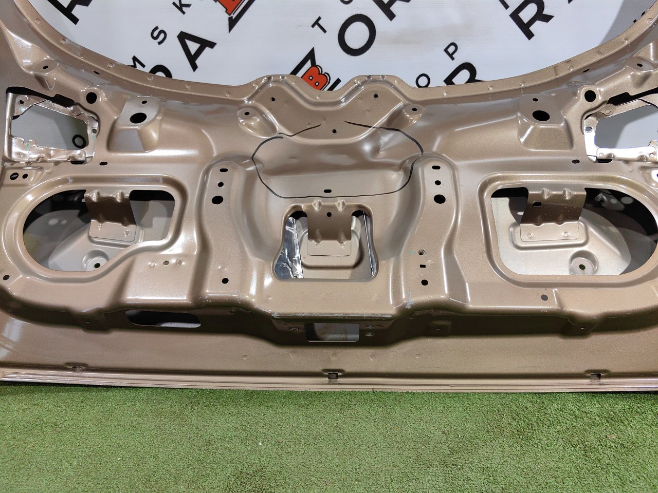 Крышка багажника