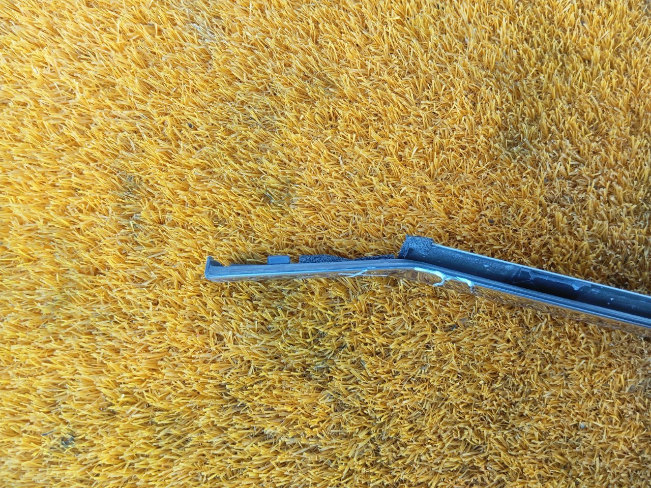 Молдинг стекла