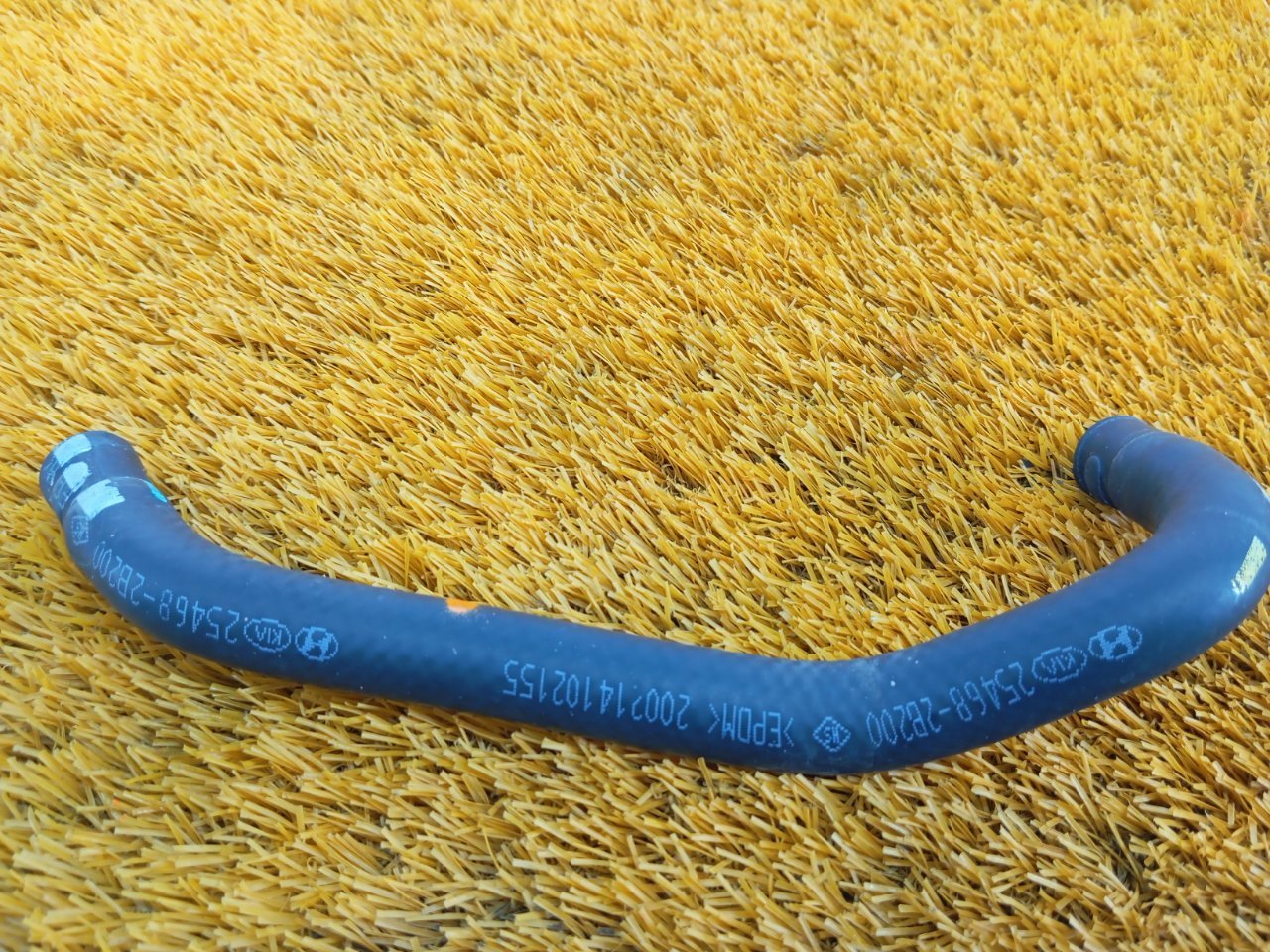 Патрубок радиатора