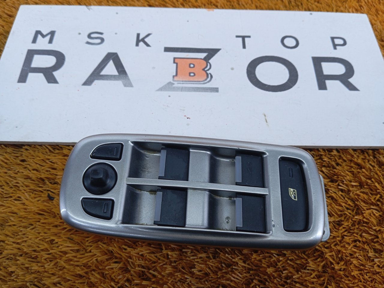 Блок стеклоподъемников