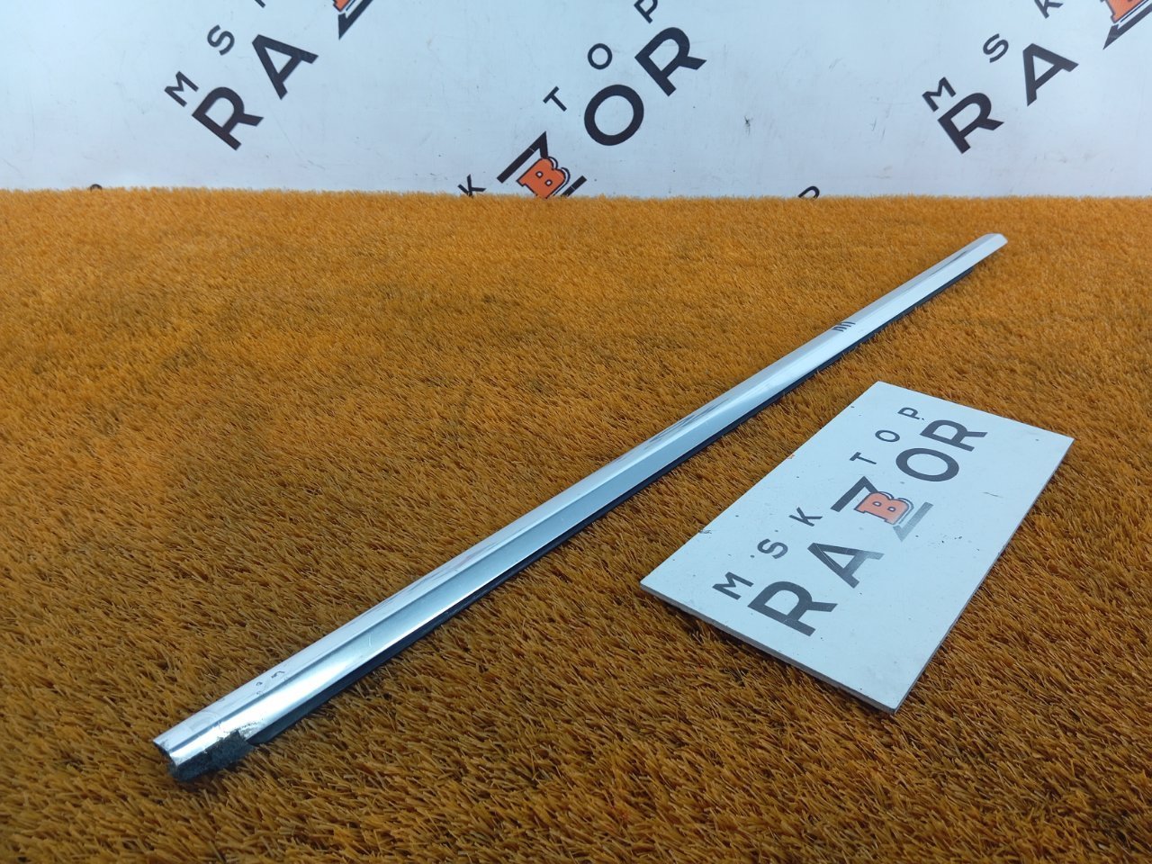 Молдинг двери