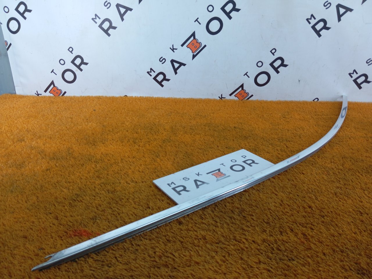 Молдинг двери