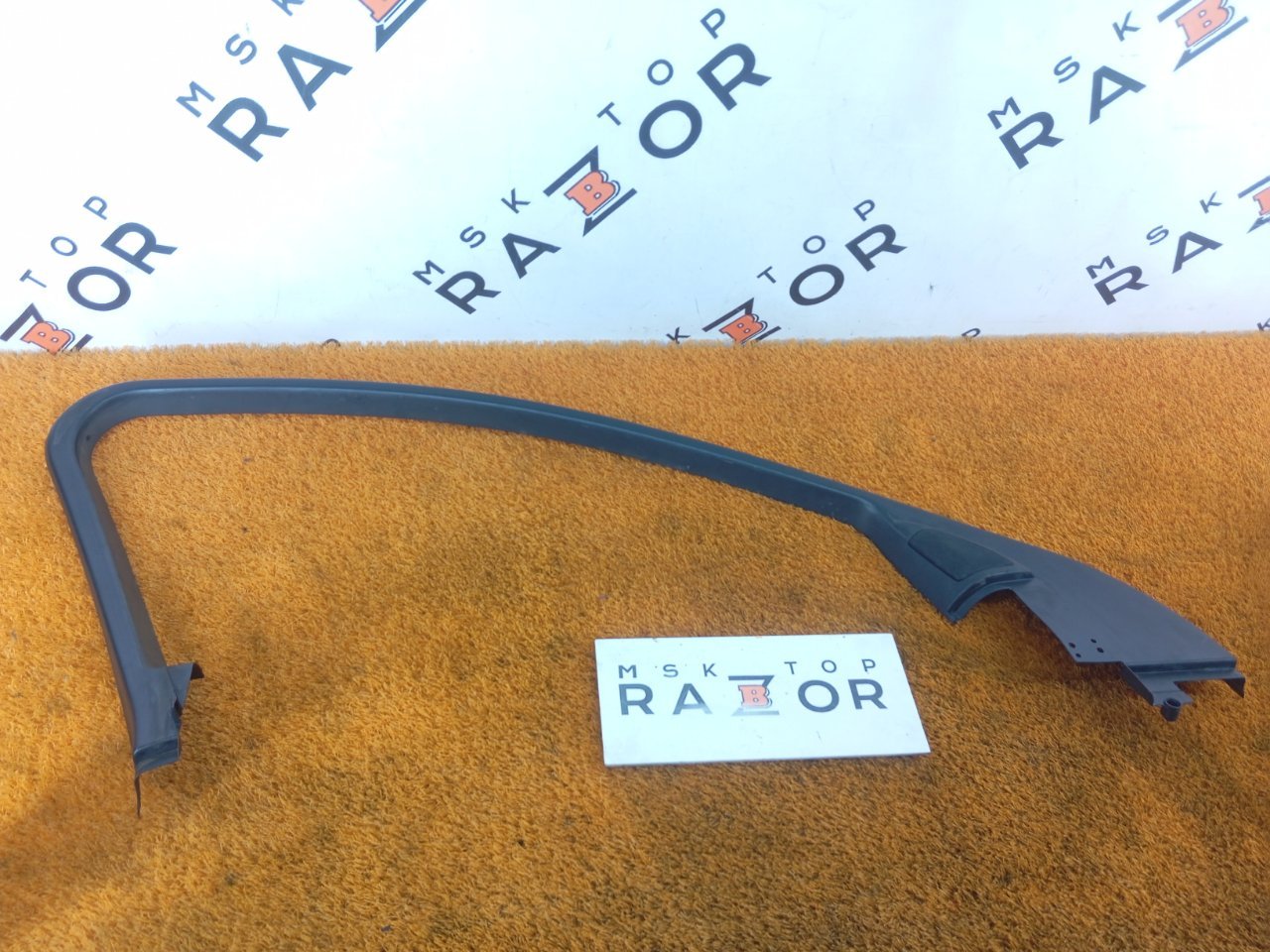 Молдинг двери