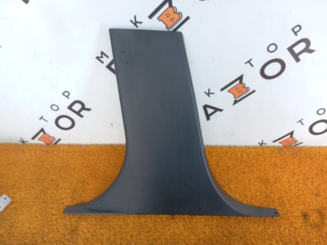 Накладка на стойку кузова