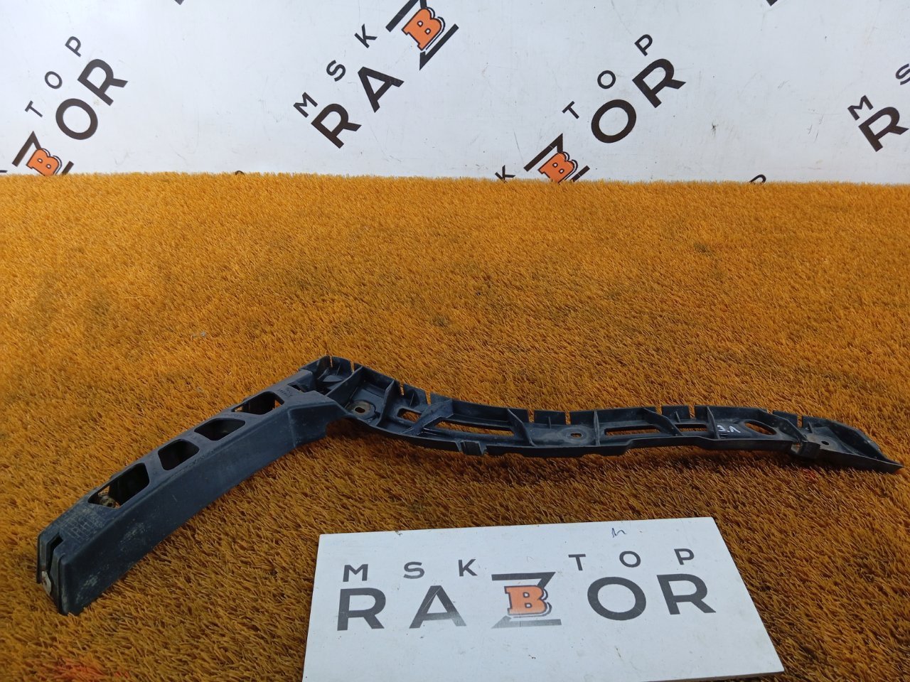 Крепление бампера