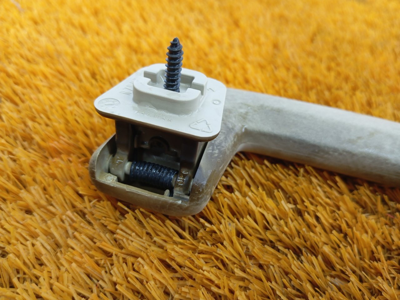 Ручка потолка