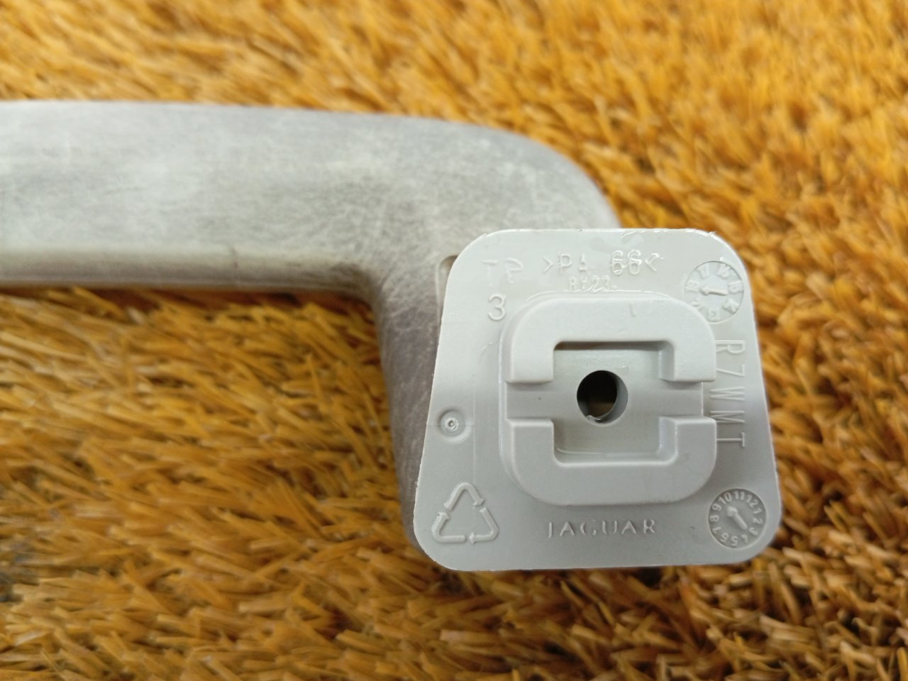 Ручка потолка