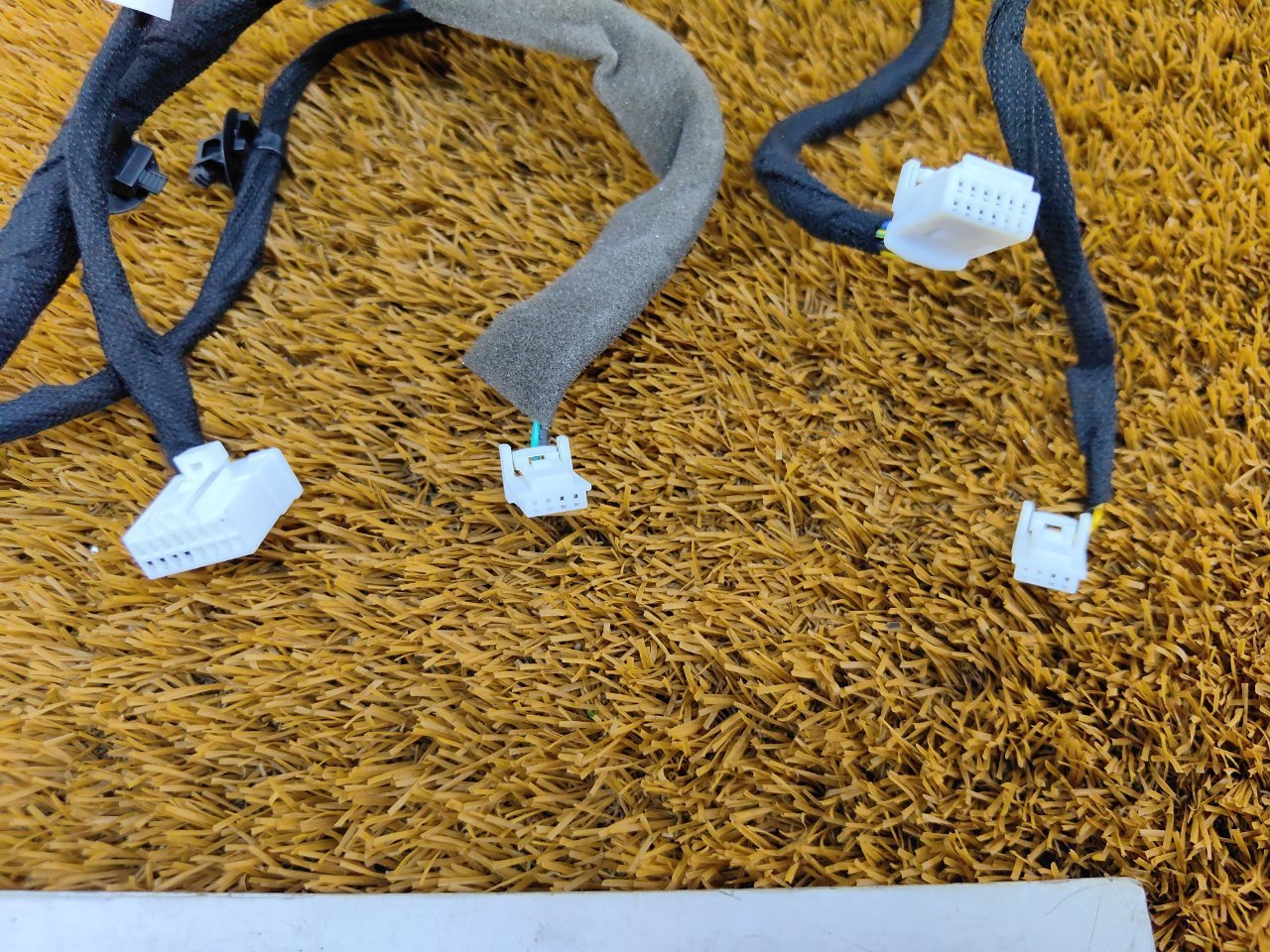 Проводка центральной консоли