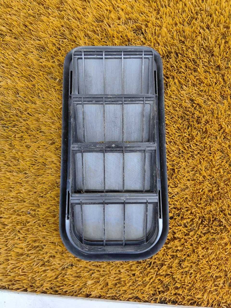 Решетка вентиляционная