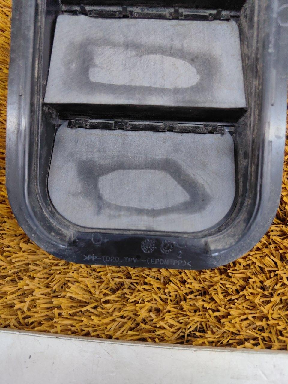 Решетка вентиляционная