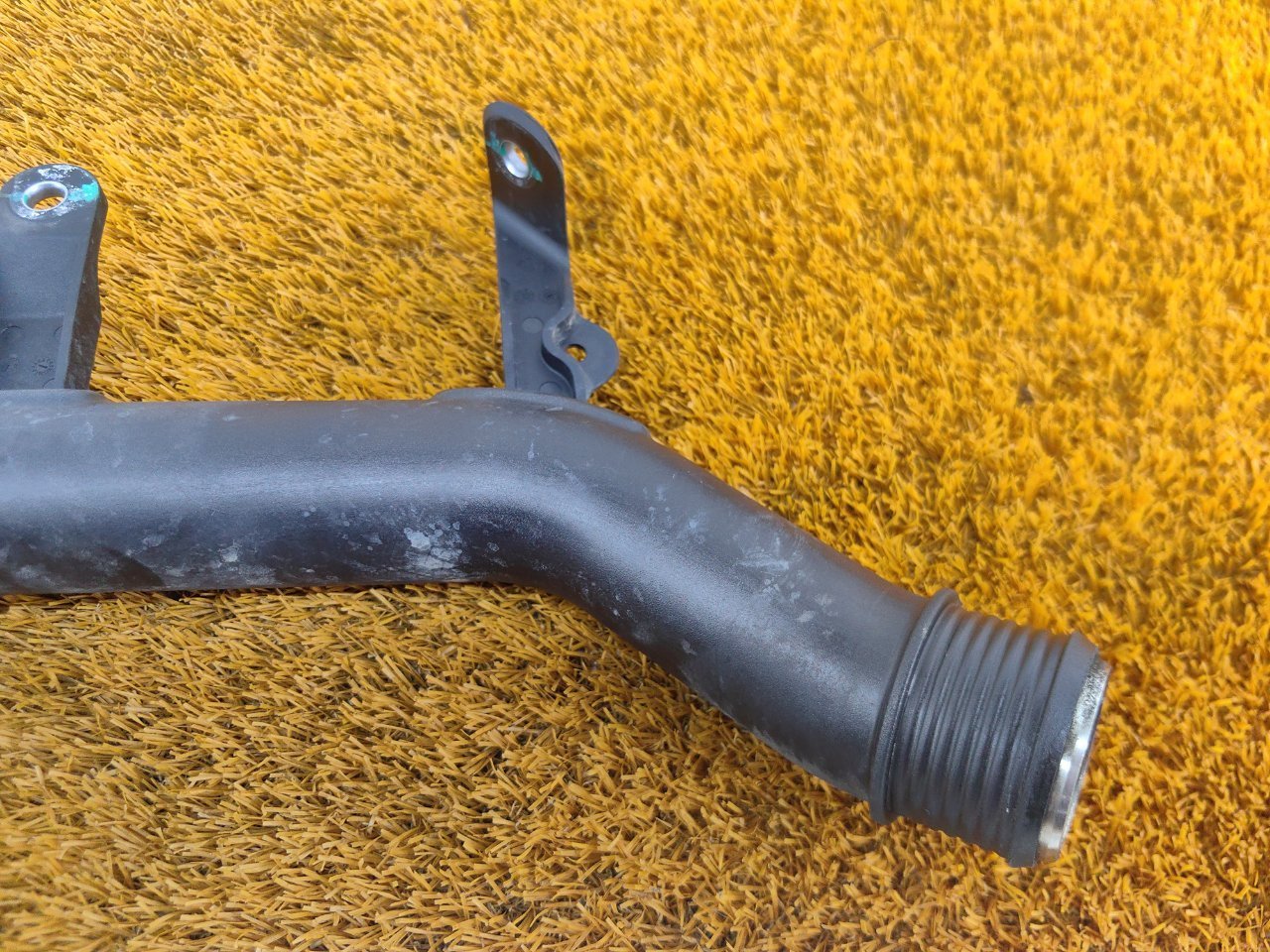 Патрубок интеркулера