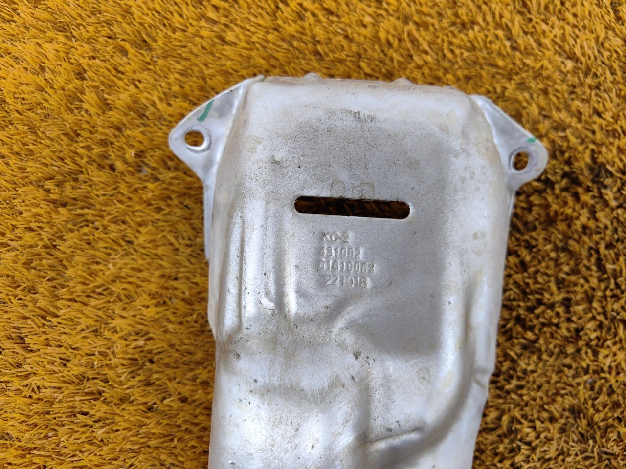 Экран коллектора выпускного