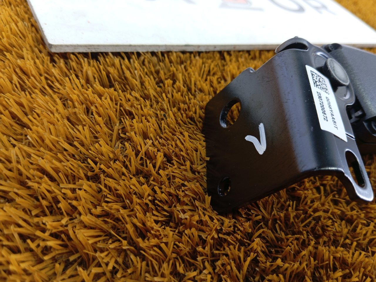 Ответная часть ремня безопасности