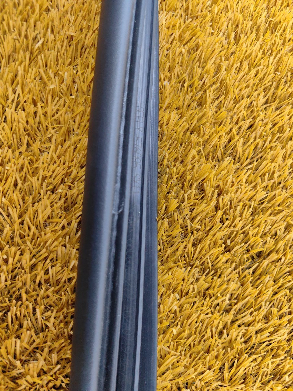 Уплотнитель проема двери