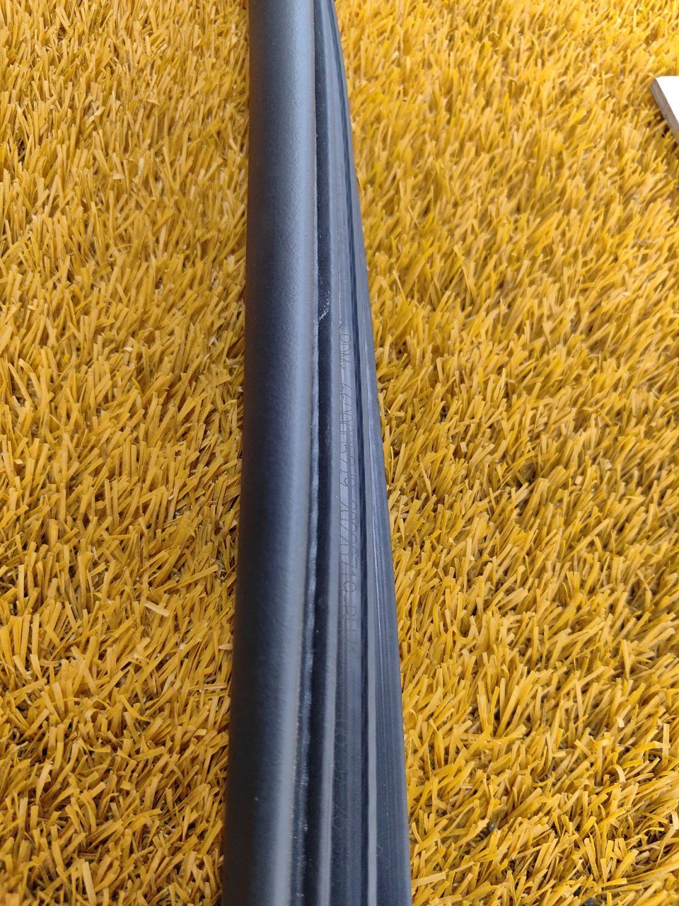 Уплотнитель проема двери