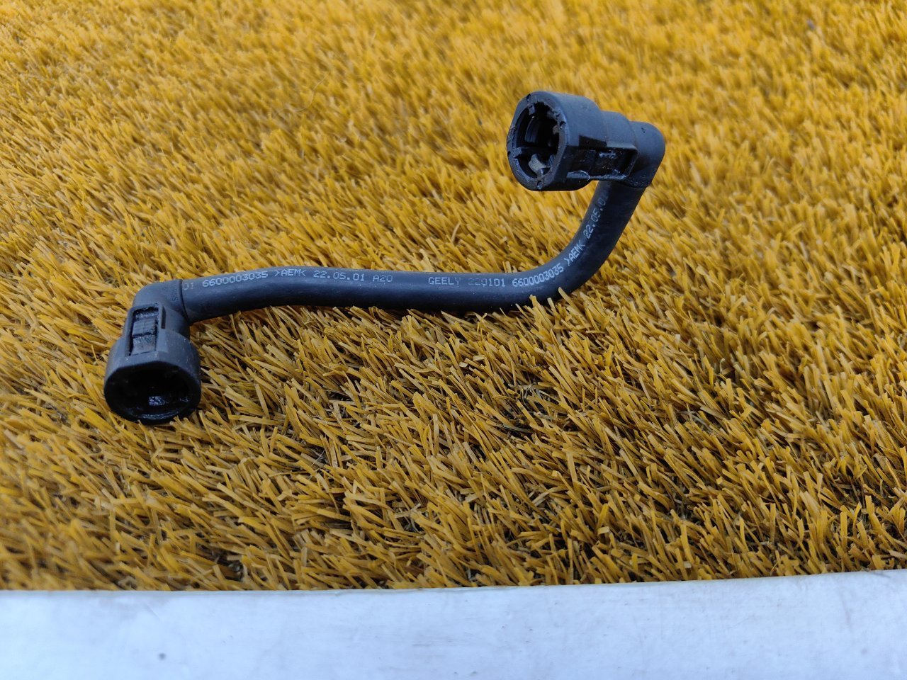 Трубка картерных газов