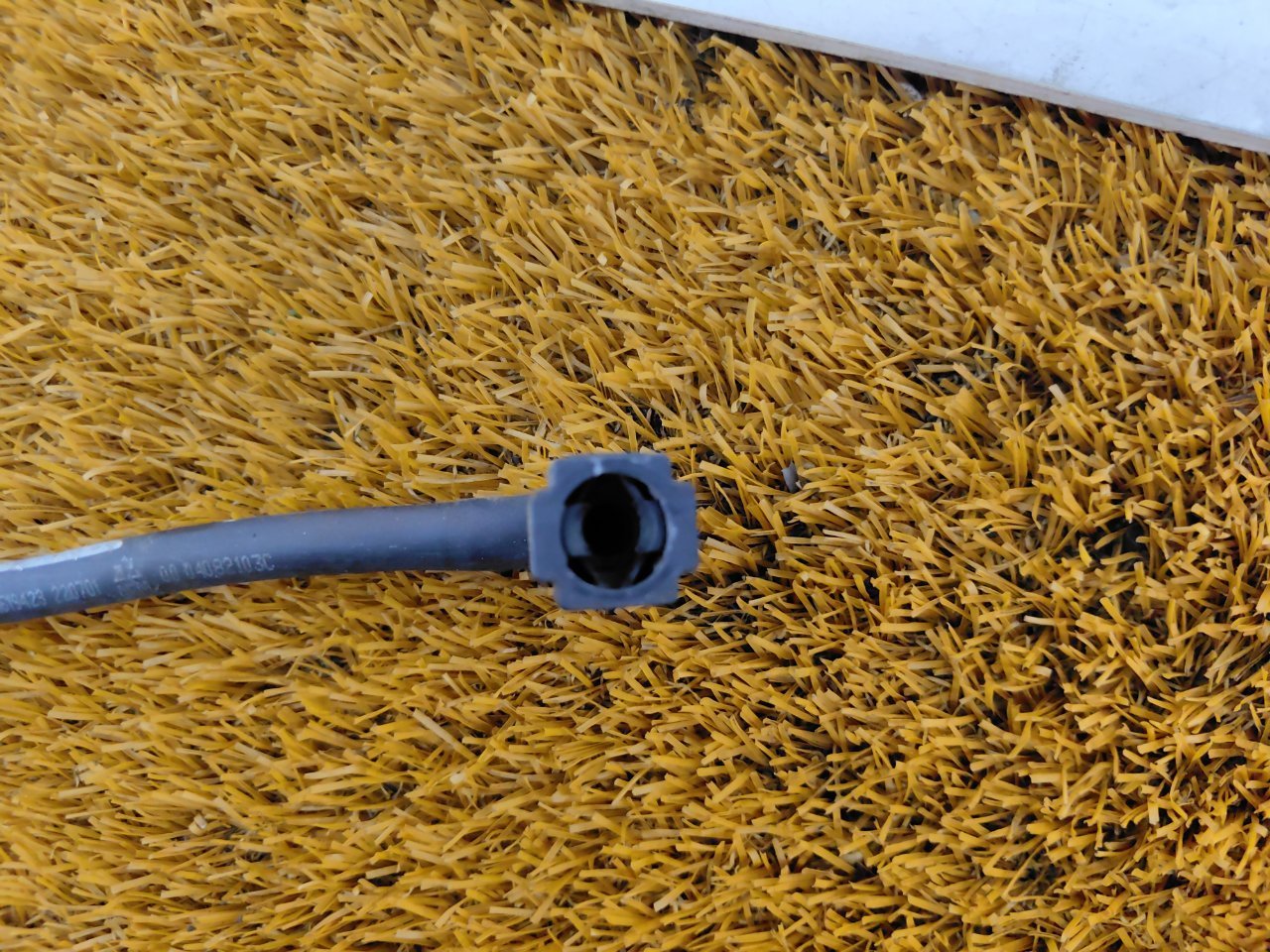 Трубка топливная