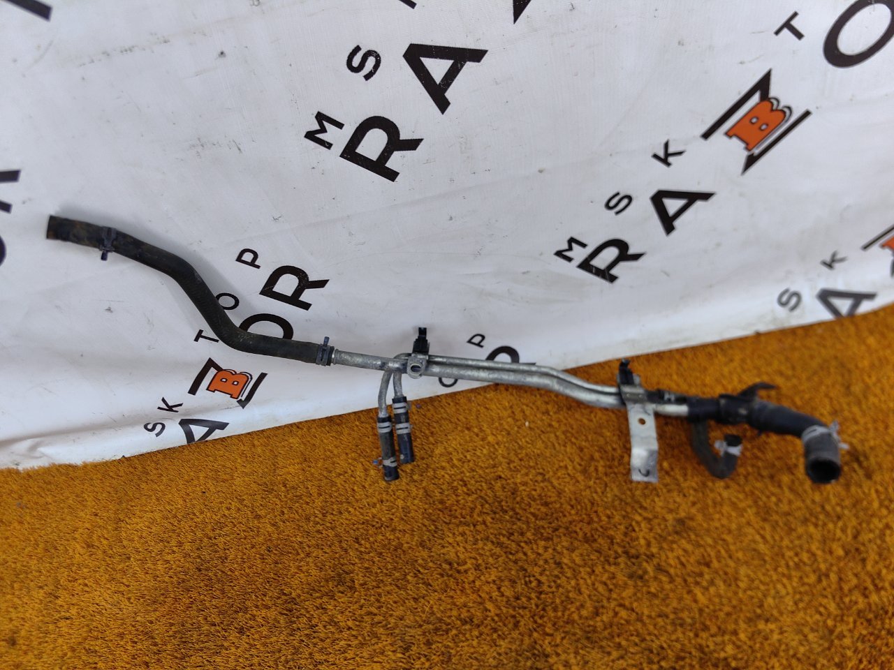 Трубка системы охлаждения